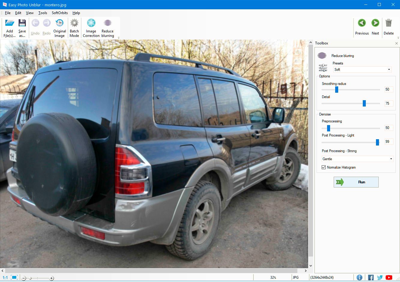 Remover Desfoque da Foto usando o programa Easy Photo Unblur..